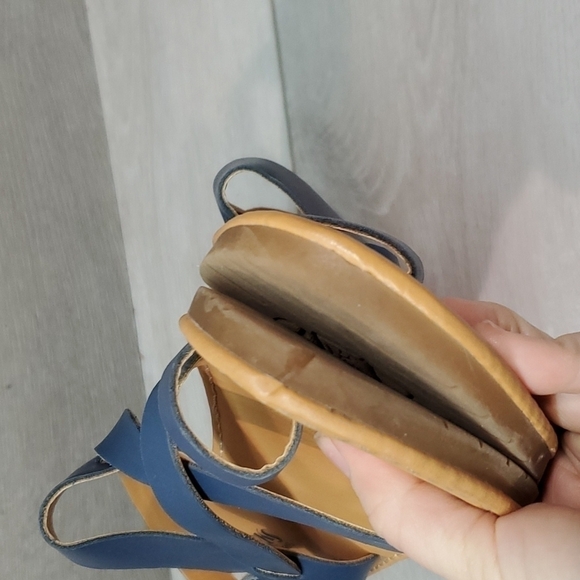 Korks by Kork-Ease Women Ankle Leather Sandals Loop Toe Flats sz 10M - Picture 10 of 13